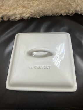 Le Creuset White Stoneware Casserole Lid Only